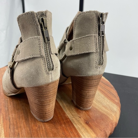 Seychelles Anthropologie Impossible Sand Booties Heel 7.5 suede - Picture 4 of 9